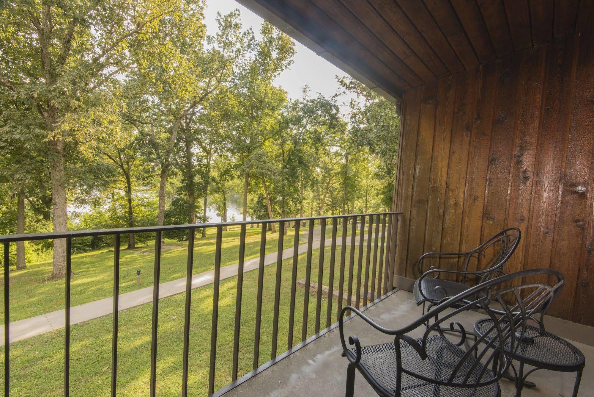 Rough River Dam State Resort Park Falls of Rough Екстер'єр фото